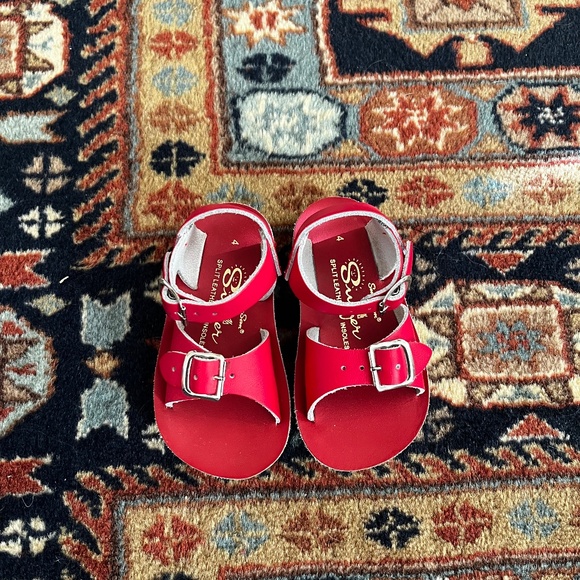 SunSan Surfer leather Sandals red buckle toddler 4 - Picture 2 of 7